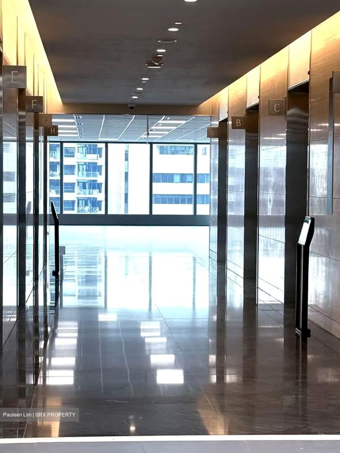 Central Boulevard (D1), Office #588079871